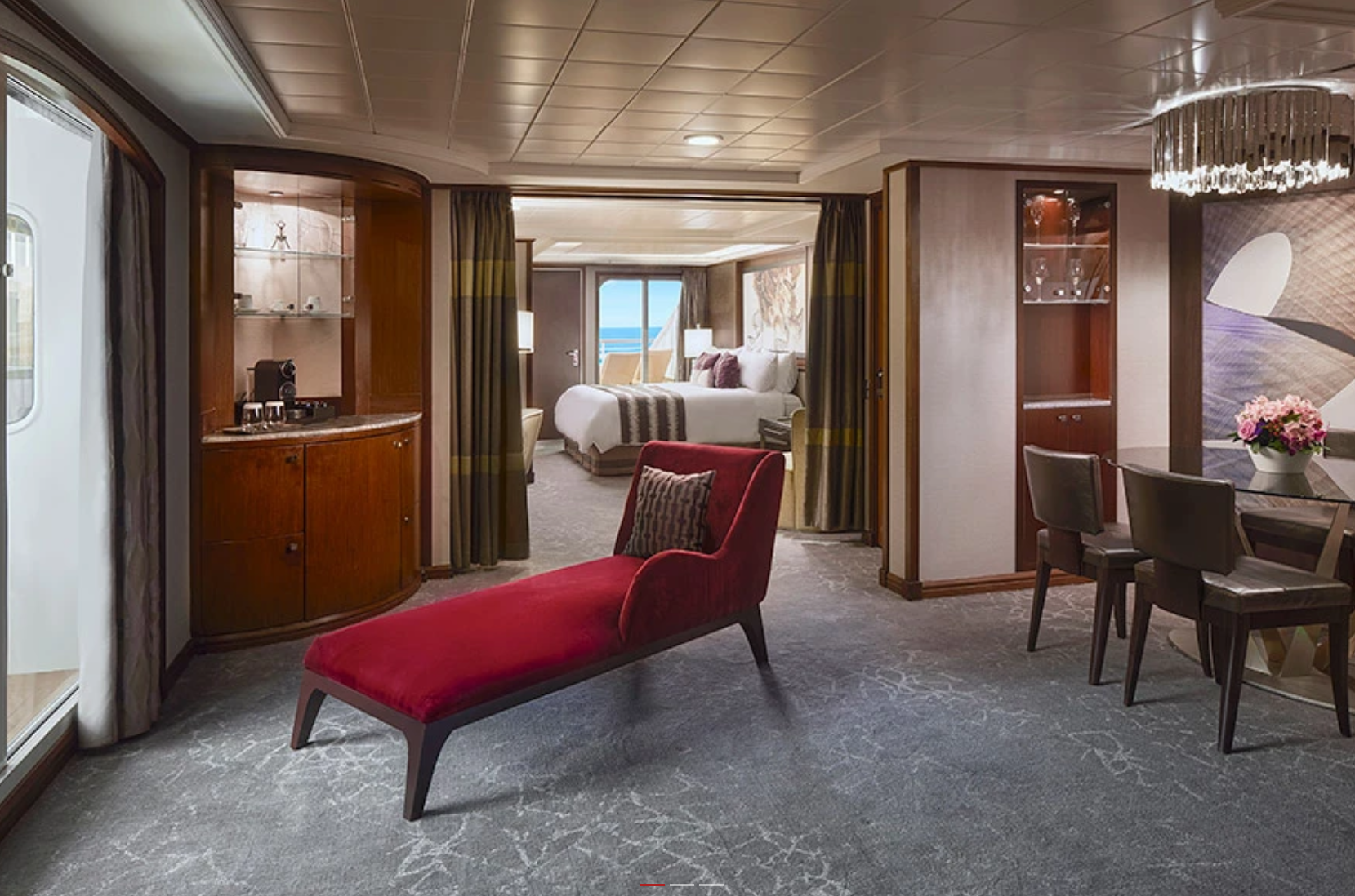 Owner's Suite aboard Norwegian Jewel with balcony and ocean view